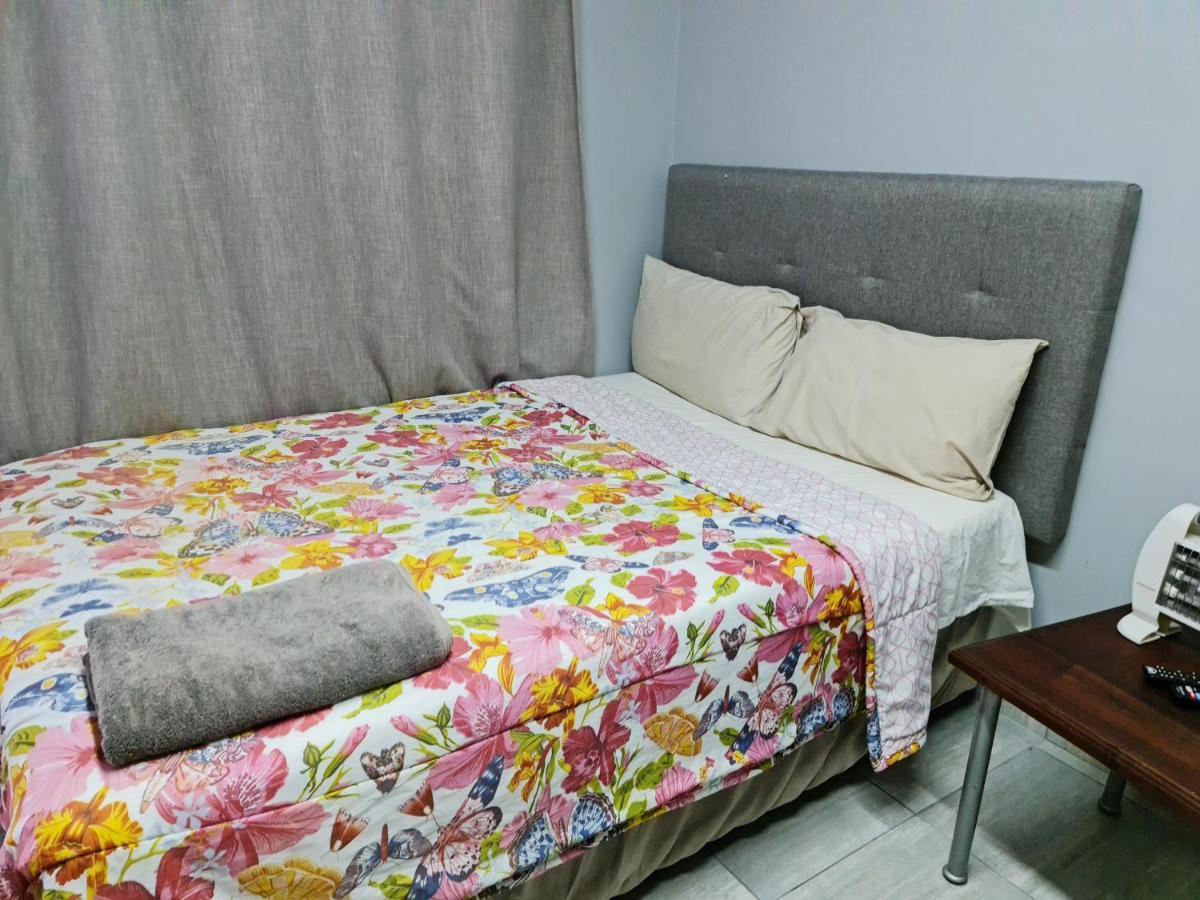 Hasate Guest House 10 Florence Street Oakdale Belliville 7530 Cape Town South African 외부 사진