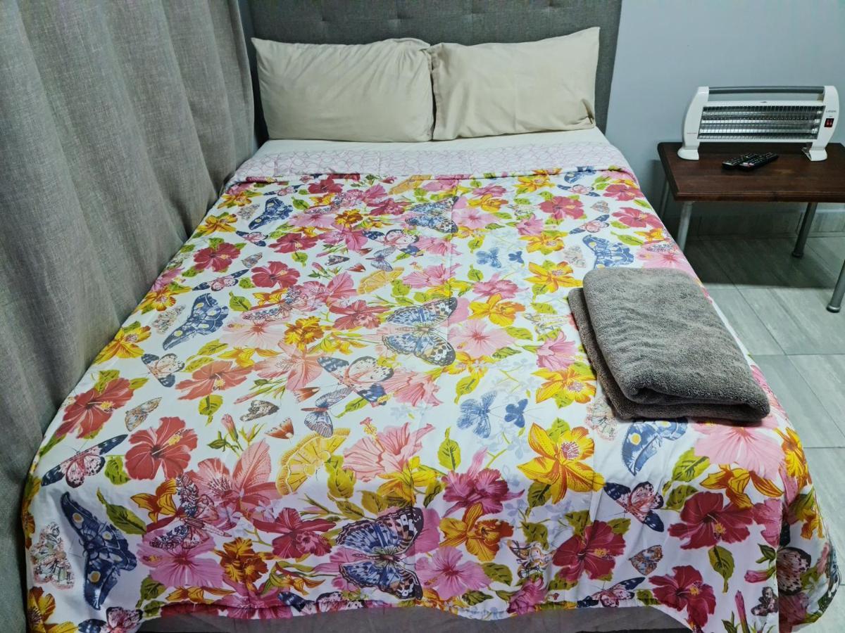 Hasate Guest House 10 Florence Street Oakdale Belliville 7530 Cape Town South African 외부 사진
