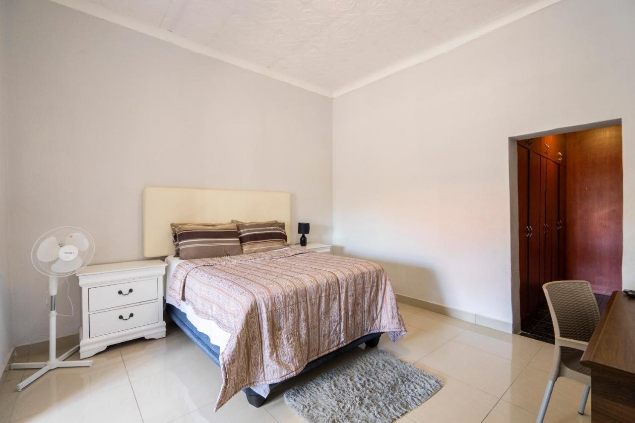 Hasate Guest House 10 Florence Street Oakdale Belliville 7530 Cape Town South African 외부 사진