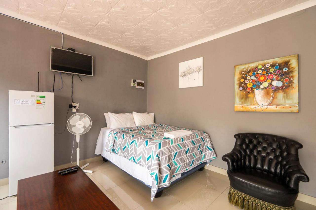 Hasate Guest House 10 Florence Street Oakdale Belliville 7530 Cape Town South African 외부 사진